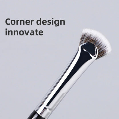 LuxeLash Brush™- Fan Shaped Eyelash Brush